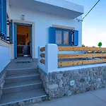 Maria - Seashore Serenity At Kalymnos * Myrties