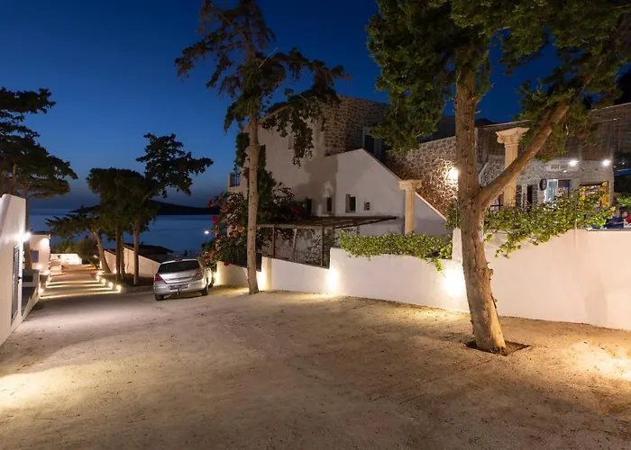 Maria - Seashore Serenity At Kalymnos * Myrties